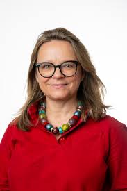 Helen Duffy's Instagram, Twitter & Facebook