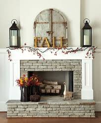 Ideas De Decoracion Con Faroles Como Decorar Chimeneas Diseno De Chimenea Chimeneas