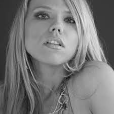 Stream Absolutely Beautiful by Aaron Herdman