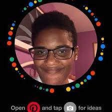 Sherrie Randall's Instagram, Twitter & Facebook