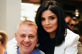 Kumče Šeron Stoun oduševilo svet, zanimljivo je da je ona Srpkinja || Hello  Magazin!