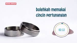 Hukum tukar cincin tunangan dalam islam. Hukum Cincin Tunangan Menurut Timbangan Syariat Islam Youtube