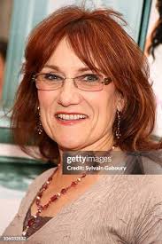 311点のMartha Glassの写真と高解像度写真