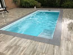 Rivierapool Ancona Style Im Fertigen Betriebsbereiten Zustand Die Gegenstromanlage In Betrieb Treppenabgang Seitli Schwimmbad Bauen Hauser Mit Pool Mini Pool