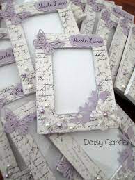 Elegnanti Cornici Shabby Chic Utilizzate Come Bomboniere Per Una Comunione Porta Retrato Artesanal Porta Retrato Criativo Molduras Decoradas