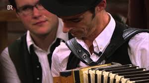 » finest handcrafted music from the alps «. Herzallerliebst Walzer Herbert Pixner Projekt 2014 Youtube