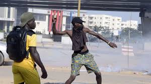 1 day ago · guinea in turmoil as soldiers claim power, announce curfew. Guinea Elections Alpha Conde Wins Third Term Amid Violent Protests Bbc News