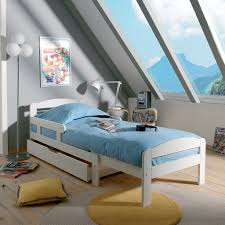 Pour un temps limité seulement, achetez un matelas et économisez 100 $ sur une base de lit ajustable premium podium. Lit Ekla En Bois Blanc Extensible Un Lit Qui Grandit Avec Moi