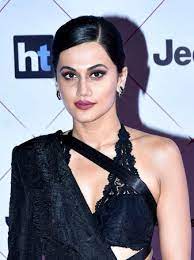 The northern part is known as the bollywood's native place, where films in hindi are shot and headquarter. Filmfare Award For Best Actress Wikipedia