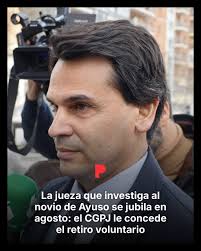 La Comisión Permanente estudió hoy la petición de Inmaculada Iglesias para  acogerse a una jubilación anticipada a los 65 años, a pesar de que los  jueces pueden extender sus funciones hasta los