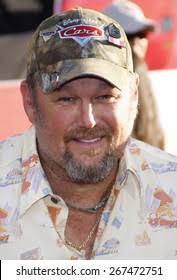18 Aka Larry Cable Guy Royalty-Free Images, Stock Photos & Pictures