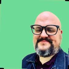 Todd Linder's Instagram, Twitter & Facebook