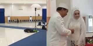 Total uang yang disetorkan para korban mencapai rp2,5 miliar. Pengantin Korban Penipuan Wo Sajikan Nasi Padang Untuk Tamu Dream Co Id