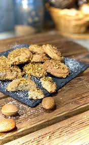 Biscuits Moelleux Et Alleges A L Amande Recette En 2020 Biscuits Moelleux Aliments Riches En Glucides Biscuits