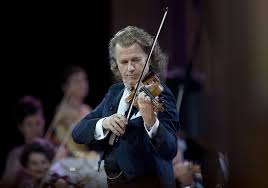 Artistul olandez de 69 de ani se întoarce în românia pentru noi spectacole de poveste. Andre Rieu Das Drama Seiner Kindheit Lasst Ihn Nicht Los Schlager De
