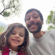 Where can I take my vehicle to get tires change that can also take off  broken lugs? Whoever did my wheels last put different sizes