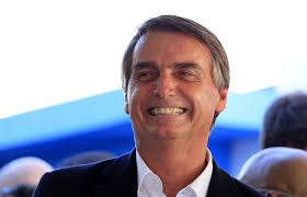 Resultado de imagem para imagem de Bolsonaro rindo