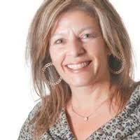 Brenda Mendieta's Instagram, Twitter & Facebook