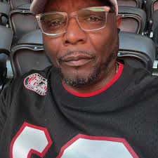 AlbanyState University Director of Athletics, Dr. Kristene Kelly, has  announced Akia Stanton to assume the women's basketball head coaching  duties for long-time coach Robert Skinner. Read More: https://bit.ly/3R7T1W3