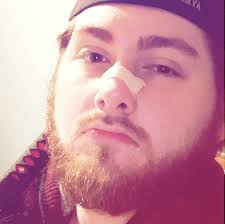 I want to know what you guys consider a sexy outfit. Describe it to  me...And I'm talking about something to wear in public! Don't get crazy. ;)