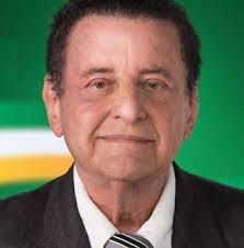 ILHÉUS: MÉDICO E EX-DEPUTADO JORGE VIANA É AGREDIDO PELA ESPOSA