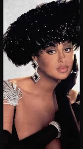 If you graduated from fox in 1955, you will remember Phyllis Carson Harmon.  She passed away yesterday in Plano Texas.