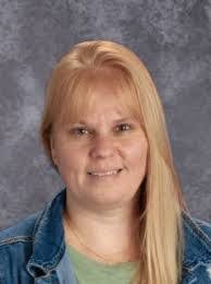 Denise Zanders's Instagram, Twitter & Facebook