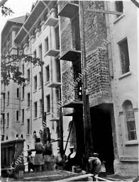 Date de contact spitalul clinic de oftalmologie director. Cum Se Construia Micul Paris In Anii 20 Imagini Inedite Din PiaÅ£a Lahovari Arhiva Mea De PresÄ