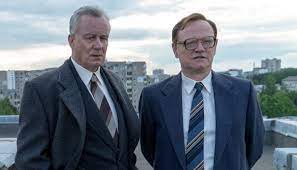مسلسل chernobyl الموسم الأول 9.4 /10 حادث تشارنوبيل الماسوي، الذي راح ضحيته مدينة كاملة بسبب تستر، وكذب الجمهورية السوفياتية، وبسبب السياسة الإشتراكية العقيمة، على التستر، وإنكار الحوادث. 6 Ø£Ø¹Ù…Ø§Ù„ ØªØ¹ÙˆØ¶ ØºÙŠØ§Ø¨ Ù…Ø³Ù„Ø³Ù„ ØªØ´Ø±Ù†ÙˆØ¨Ù„