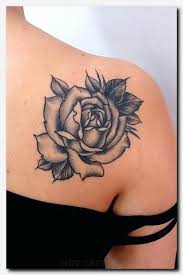 Rosetattoo Tattoo Tattoo Rose On Hand Moth Tattoo Japanese Red Dragon Tattoo Tattoos Girl Shoulder Tattoos Cool Shoulder Tattoos Traditional Rose Tattoos