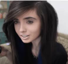 her 2015 self without the "raccooney" eyes is weirdly more similar to the  later Eugenia than with makeup. but its so weird seeing her with thick  hair. : r/EUGENIACOONEY