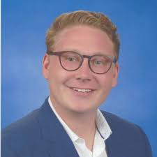 Happy to say I will be joining Alvarez & Marsal as a Consulting Analyst in  Chicago following graduation this spring. Excited to join such a  distinguished firm!