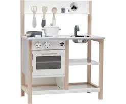 spielzeug kuche home westwingnow kinderkuche holz holzspielzeug kuche kinderkuche