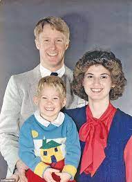 Check spelling or type a new query. American Airlines Pilot Pleads Not Guilty To The 2015 Murders Of Three People Daily Mail Online