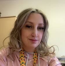 Sheila Lai's Instagram, Twitter & Facebook