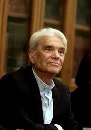 Bernard tapie voit le jour le 26 janvier 1943, au sein d'une famille modeste, son père est ouvrier et avec la reprise d'adidas, pourtant qualifiée « d'affaire de sa vie », bernard tapie va connaître de. Bernard Tapie Son Fils Stephane Poste Une Bouleversante Closer