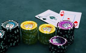 Picking Good Domino 99 Poker