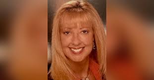 Stephanie Birt's Instagram, Twitter & Facebook