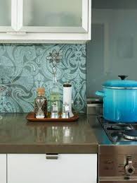 25 Ideen Fur Kreative Anwendung Der Tapeten In Der Kuche Tapete Kuche Kuchentapete Tapeten