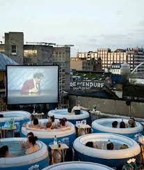 Gratis nedladdning hd eller 4k använd alla videor helt kostnadsfritt för dina projekt. Outdoor Cinema And Personal Above Ground Pools Hot Tubs Tell Me More Places Outdoor Cinema Outdoor Movie