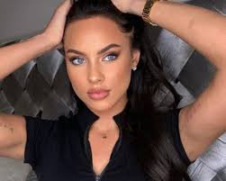 Country Star Taylor Dee Dead at 33 After Rollover Car Crash