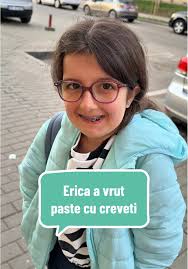 Nu am mai cumpărat până acum creveți și fructe de mare. Din cauza Ericăi am  intrat la Creveteria. Sper să mă descurc la gătit #creveti #fructedemare  #creveteria #iasi #ericamschannel #pastecucreveti ...