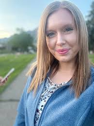 Kira Morgan's Instagram, Twitter & Facebook