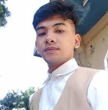 One pie? 🍕 GRAYSCALE SOCIAL CLUB 🎥: Nelo Trinidad