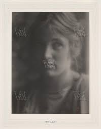 A Head (Beatrice Baxter Ruyl), photo Fred Holland Day. 1905