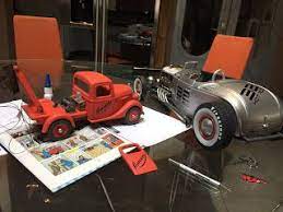l atelier de christian pose autocollant et sticker sur le modele reduit du hot rod 32 voiture tintin maquette voiture modele reduit