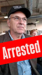 Glen Gee's Instagram, Twitter & Facebook