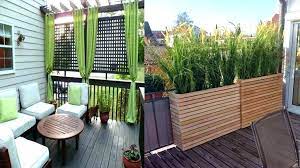 This easy diy privacy screen from 'the sweetest digs' is made for a deck, but you could alter it to work in other situations too. Awesome Diy Outdoor Privacy Screen Ideas With Picture Makeaoutdoorprivacyscreen Outdoorprivacys Privacy Screen Outdoor Outdoor Privacy Privacy Wall Outdoor
