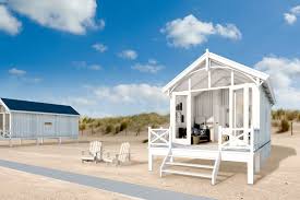 Slaapstrandhuisjes Op De Mooiste Locaties In Nederland Strandhuisjes Strandhutjes Vakanties