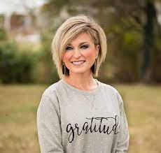 10 Cute Short Haircuts For Older Women Short Hair With Layers Thick Hair Styles Short Layered Haircuts